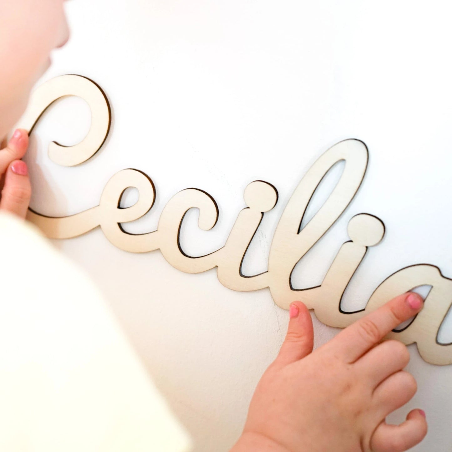 Personalisierter Schriftzug für Kinderzimmer | Holz